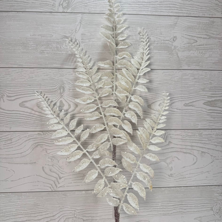 XMAS FERN SPRAY - WHITE - 68697 * G