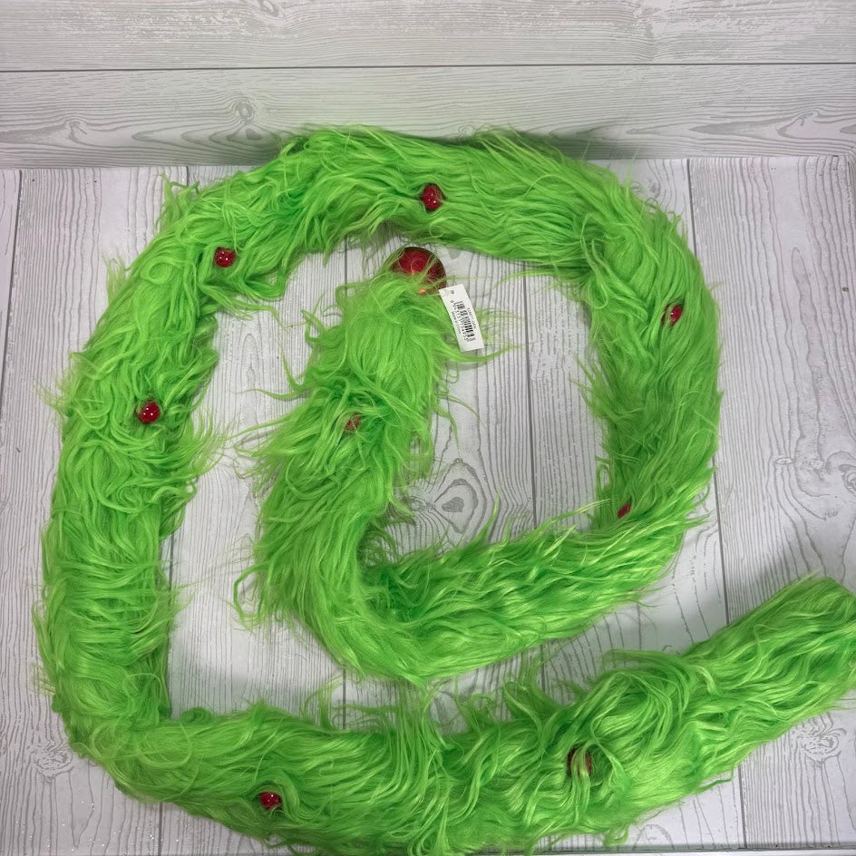 79" MONSTER FURRY GARLAND - X26871-GRN