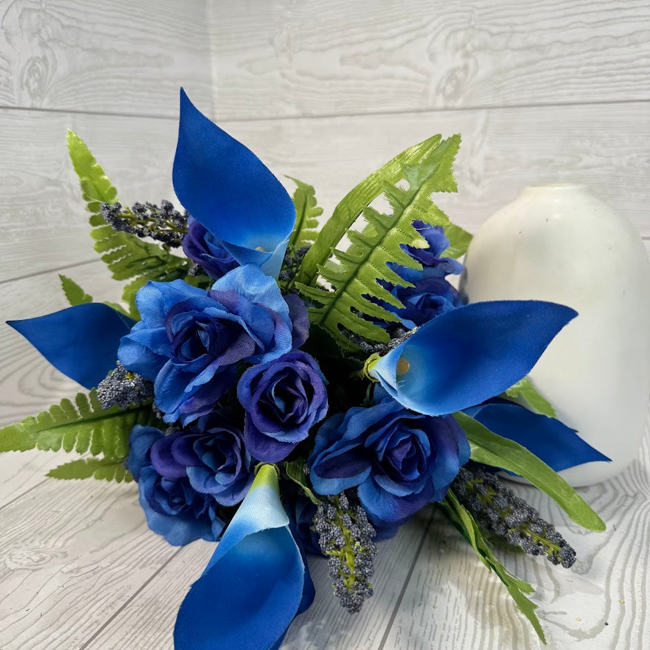 CALLA LILY / ROSE / IRIS BUNDLE X23 STEMS - B106 - INDIVIDUAL COLORS