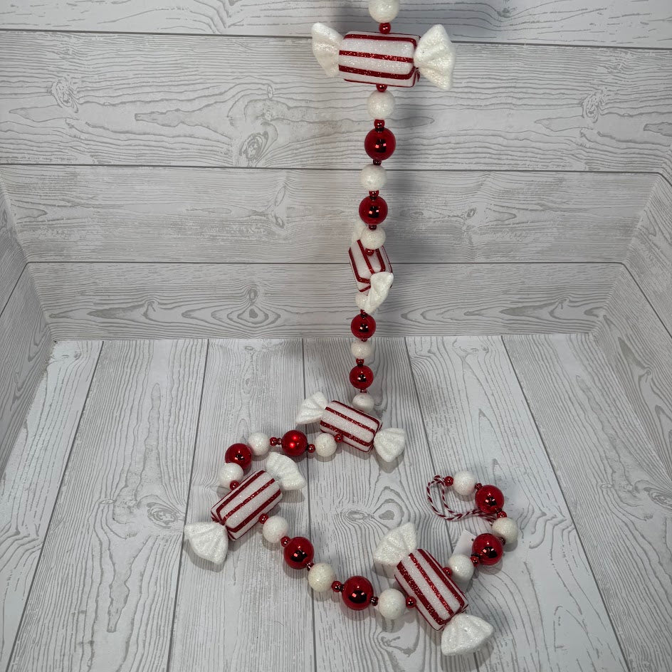 5.5FT CANDY/BALL GARLAND - RED/WHITE - X24352-RDWT * BL