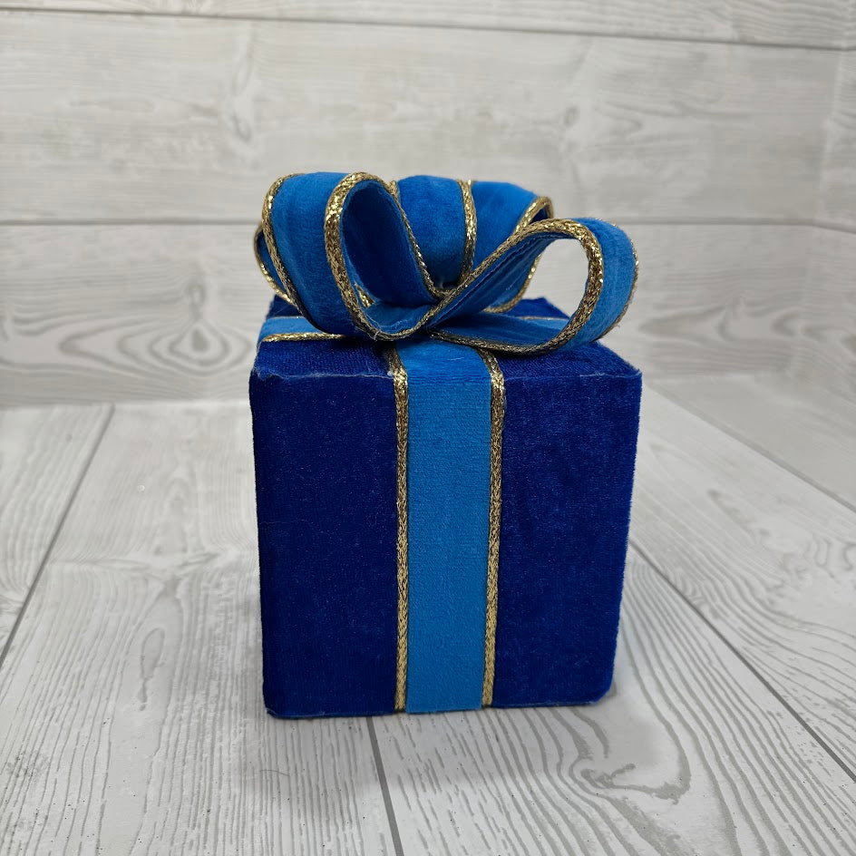 DECOR VELVET GIFT BOX SMALL H6XW4.5XD4.5 - BLUE - 86698BL