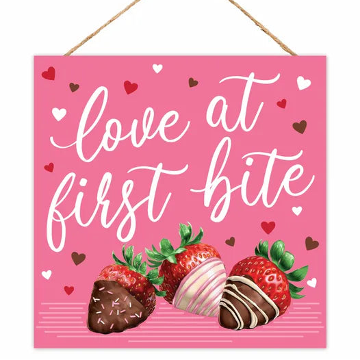 10"SQ LOVE AT FIRST BITE - PINK/RED/WHITE/BROWN - AP742622