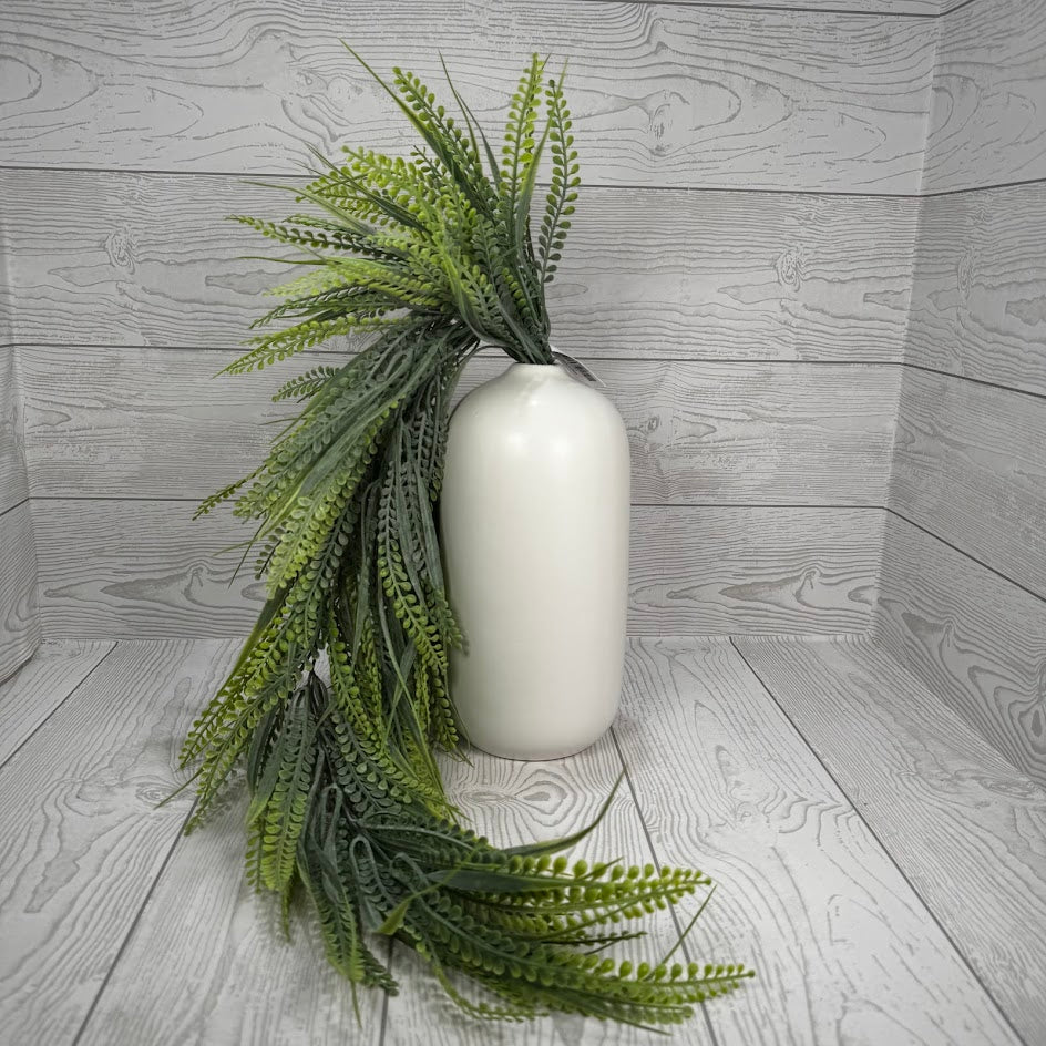 32IN PLASTIC BUTTON FERN - 85620 * R BR