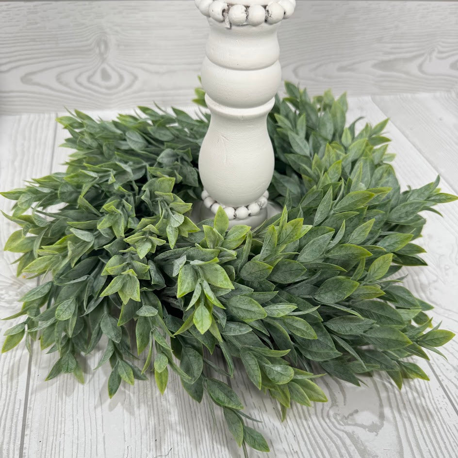 14" RUSCUS WREATH - GREEN - 28975 * R BR