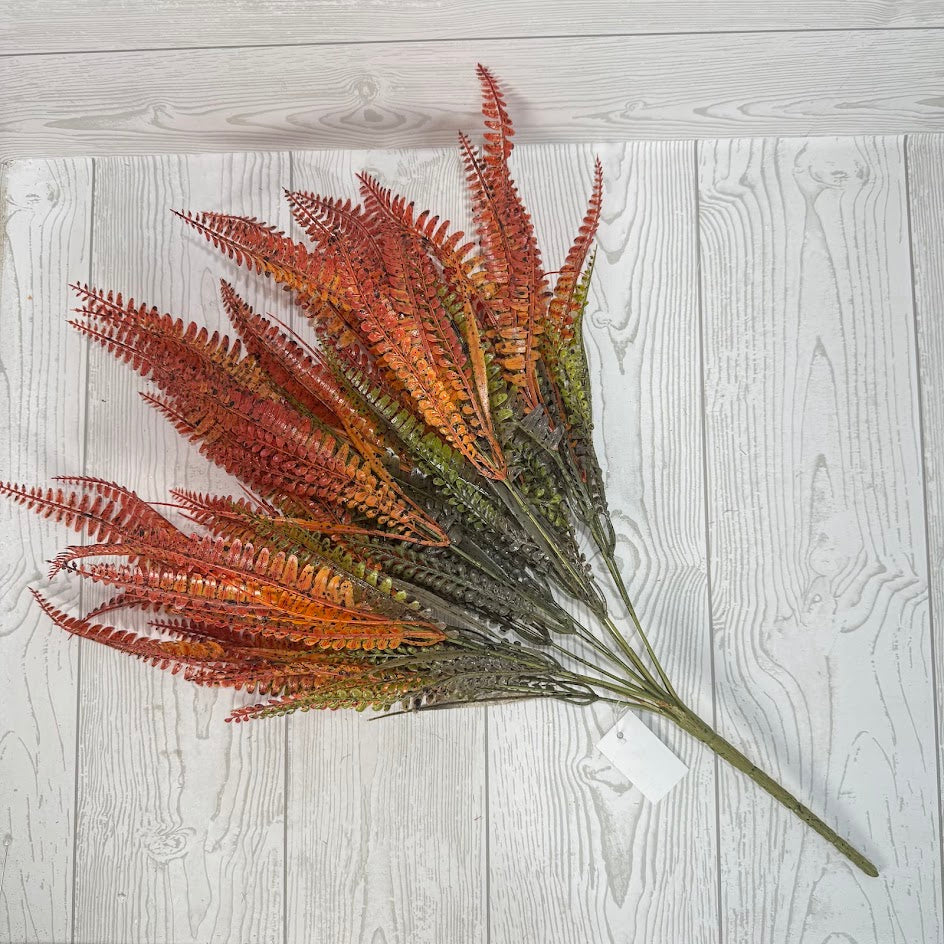 24IN MIXED PLASTIC FERN GRASS - 85907 * OO