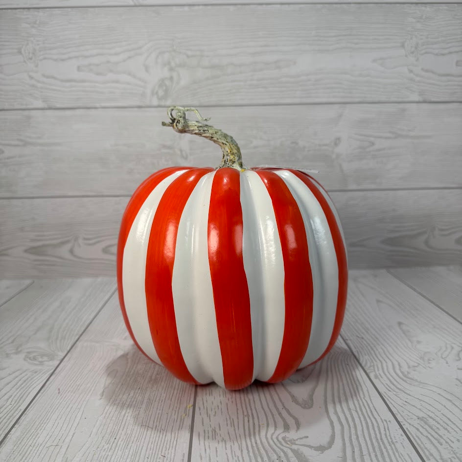 7.5IN STRIPE PUMPKIN - ORANGE/WHITE - 23066ORWT * RD