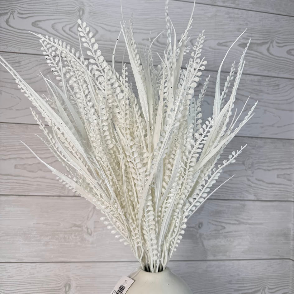20IN PLASTIC BUTTON FERN - WHITE - 85797-WT * OO