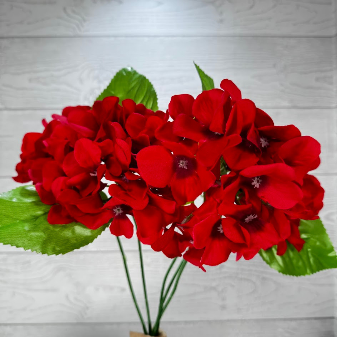 RED HYDRANGEA BUSH X5 - B20230-RED